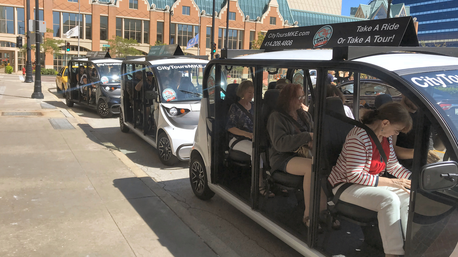 3 electric cruisers ready for a City Tours MKE experience - voted Best Tour of Milwaukee 2021